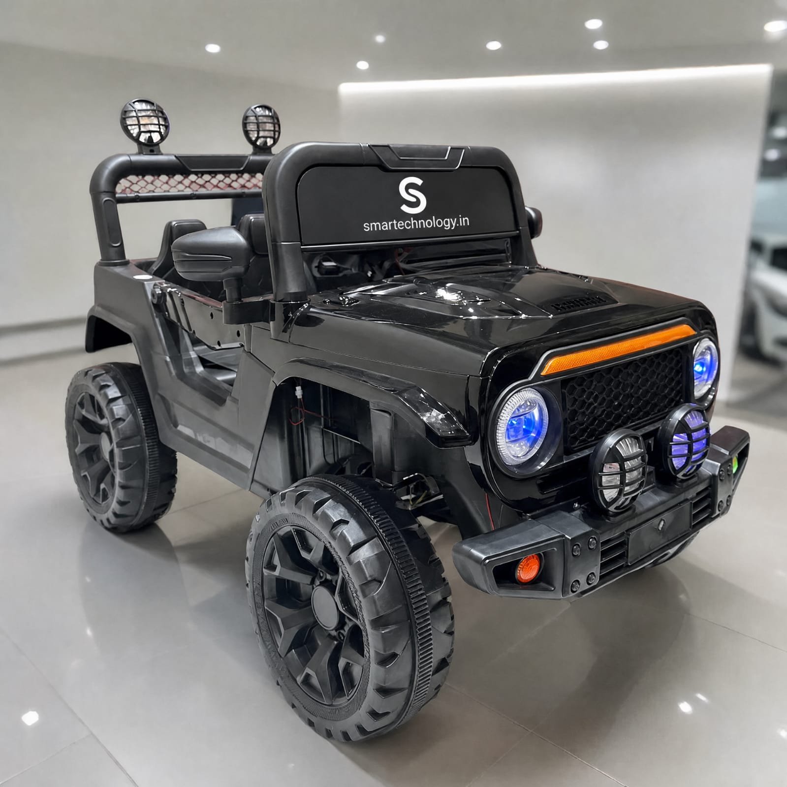 Toyota black jeep - Image 3